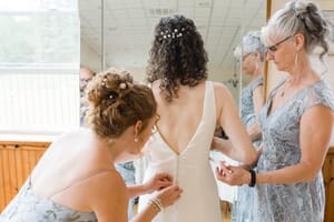 Maine bride getting ready